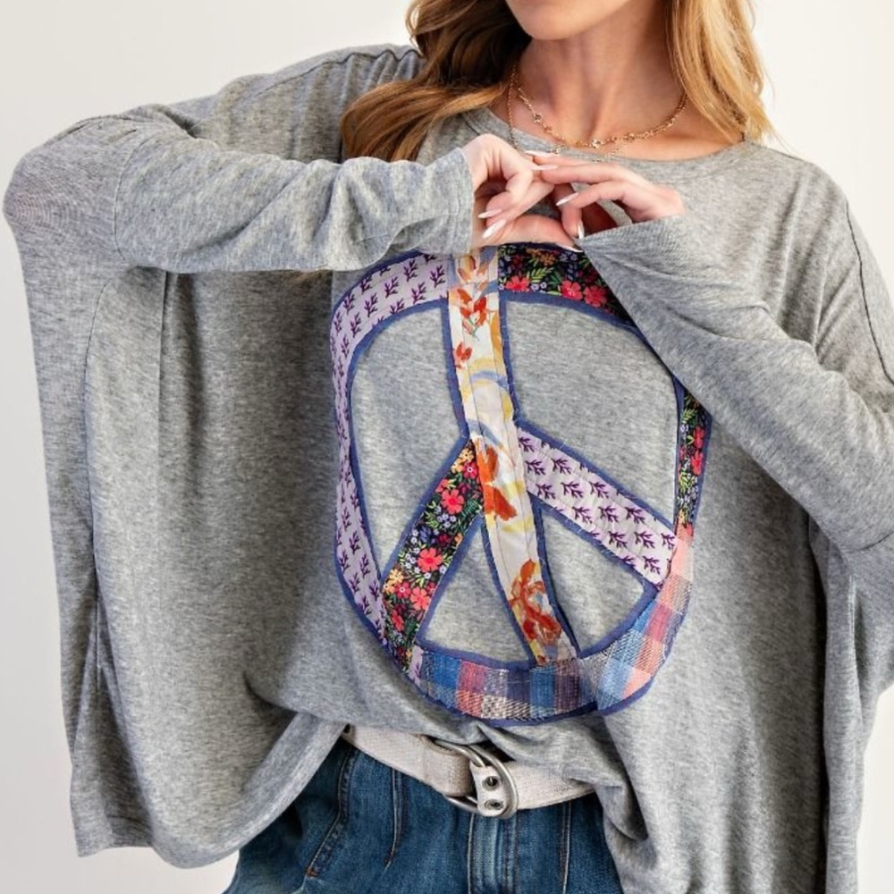Easel Grey Peace Sign Graphic Top